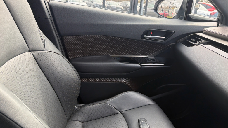 Toyota C-HR 1.8 Hybrid Excel 5dr CVT [Leather] Hybrid Hatchback